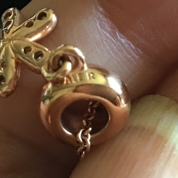 COPY - Pandora Rose Gold Daisy Necklace - Picture 6 of 9